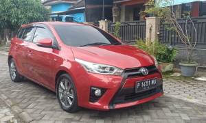 jual Yaris matic 2015 di area banyuwangi